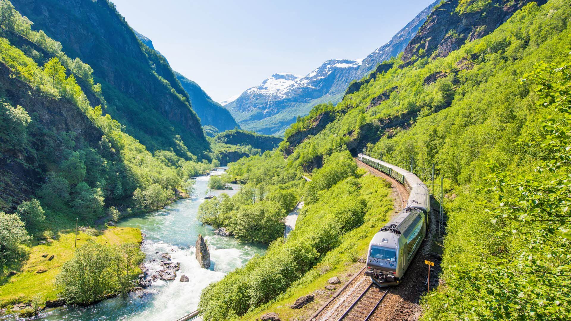 Flåm Railway - EF — Flåm Port